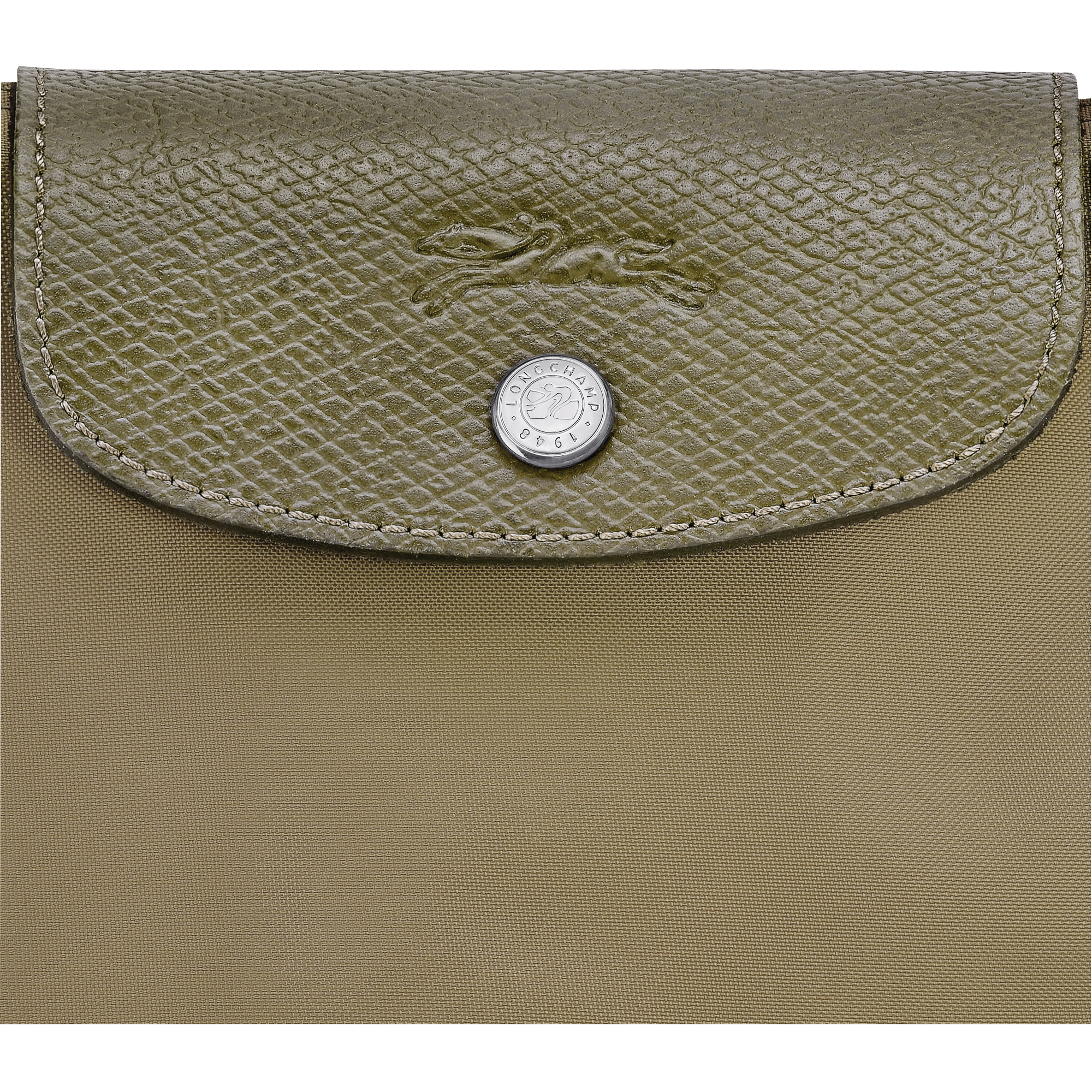 托特包 M, 洋蓟绿 - 查看 6
        7 - 放大 Le Pliage Green 托特包 M, 洋蓟绿