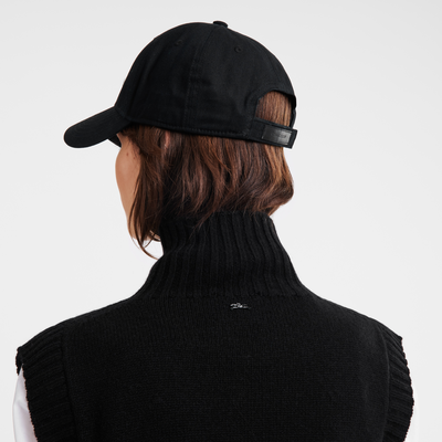 null Solid cap, Black