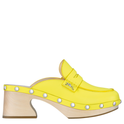 Clogs