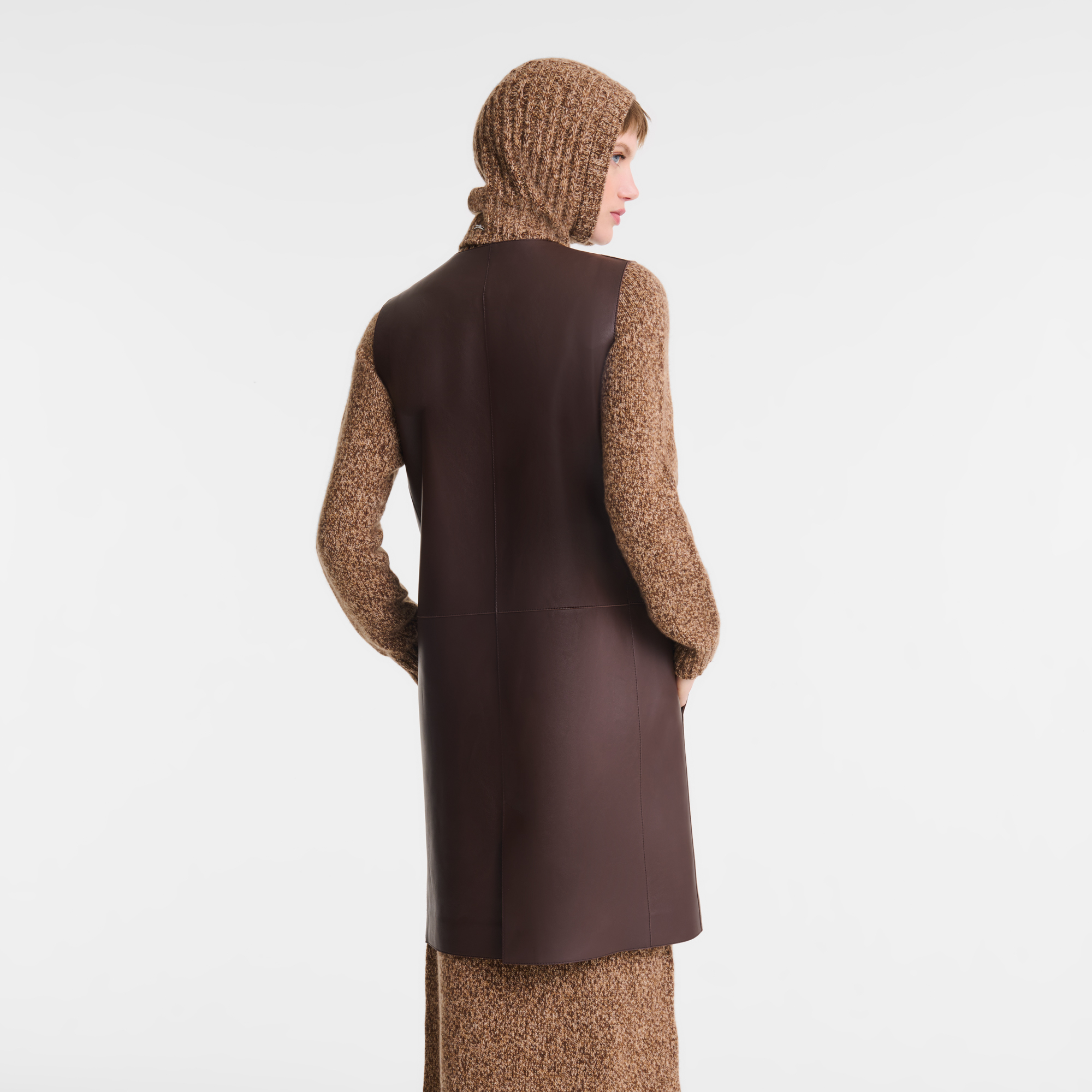 无袖夹克, 乌木色 - 查看 3
        5 - 放大 null 无袖夹克, 乌木色