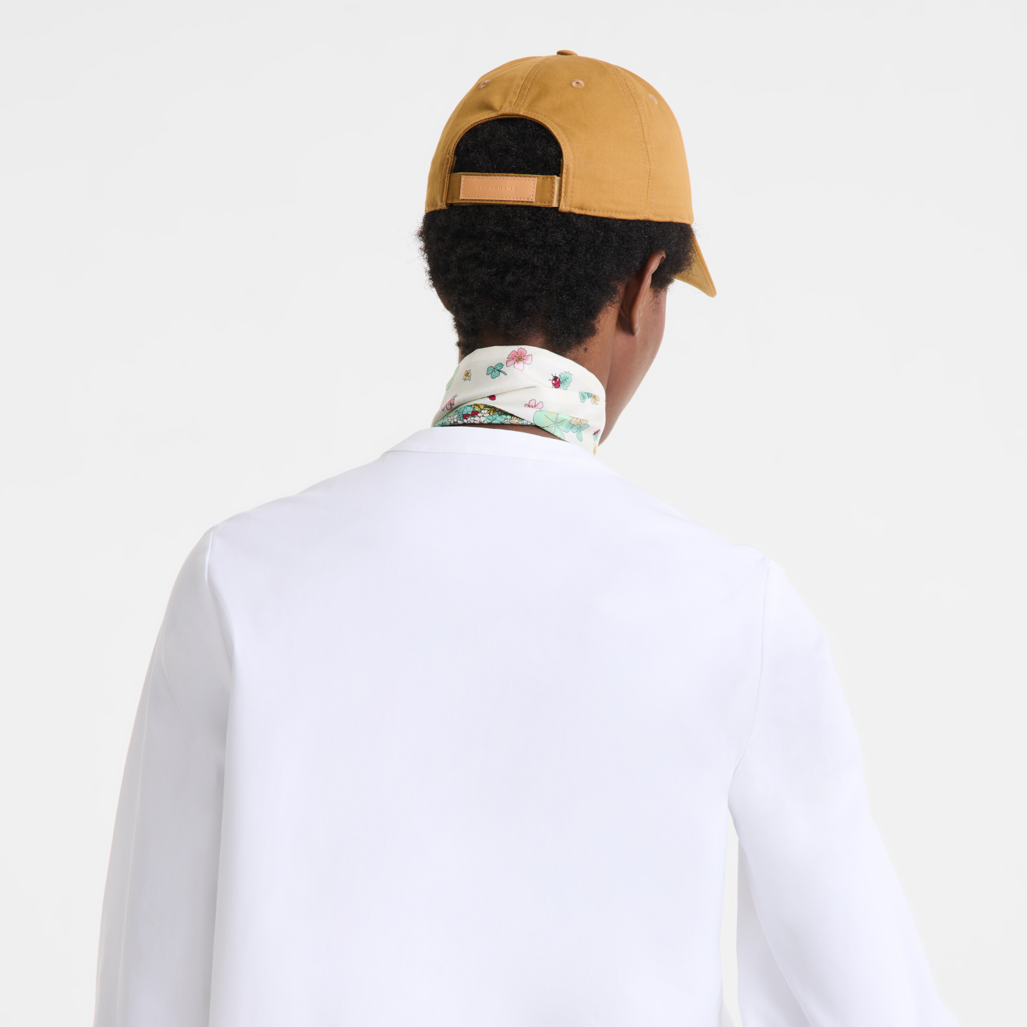 null Cap, Amber
