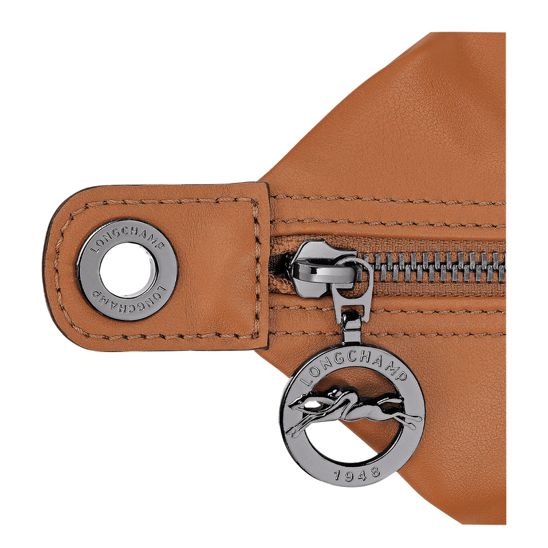 Le Pliage Xtra M Hobo 袋 , 腰果棕 - 皮革  - 查看 5 5