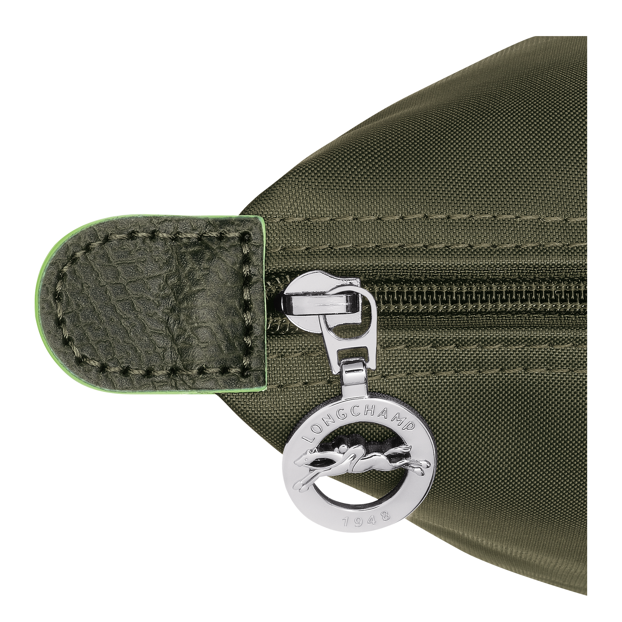 双肩背包 M, 森林绿 - 查看 6
        7 - 放大 Le Pliage Green 双肩背包 M, 森林绿