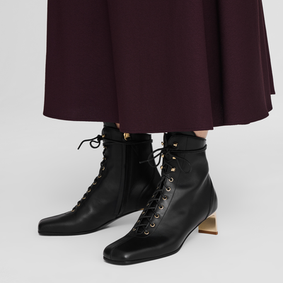 La Patineuse High heel low boots, Black