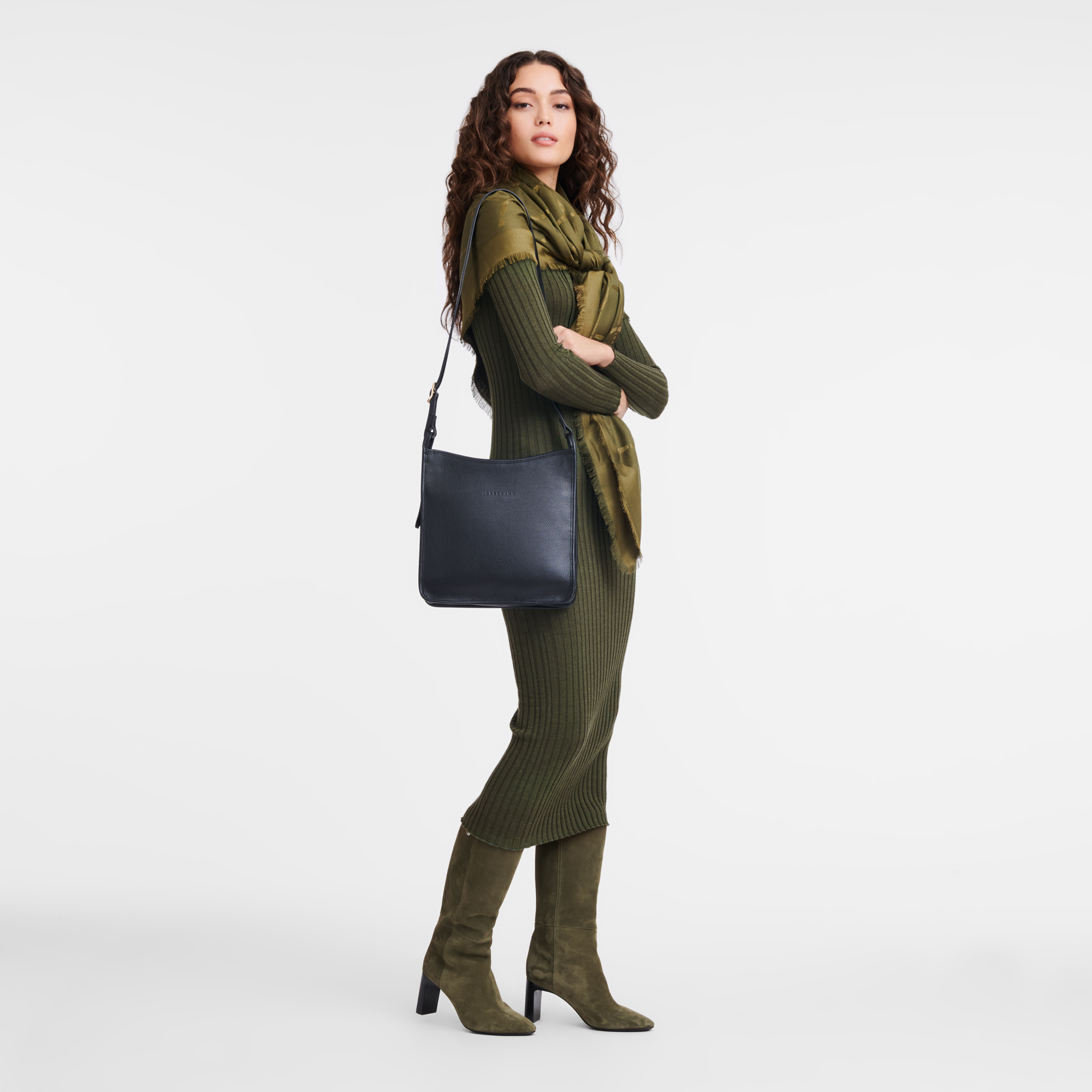 斜挎包 M, 黑色 - 查看 2
        6 - 放大 Le Foulonné 斜挎包 M, 黑色