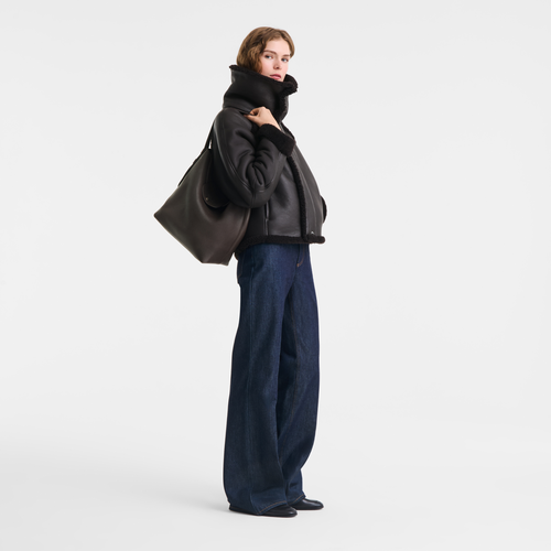 null , null - View 2 of  6