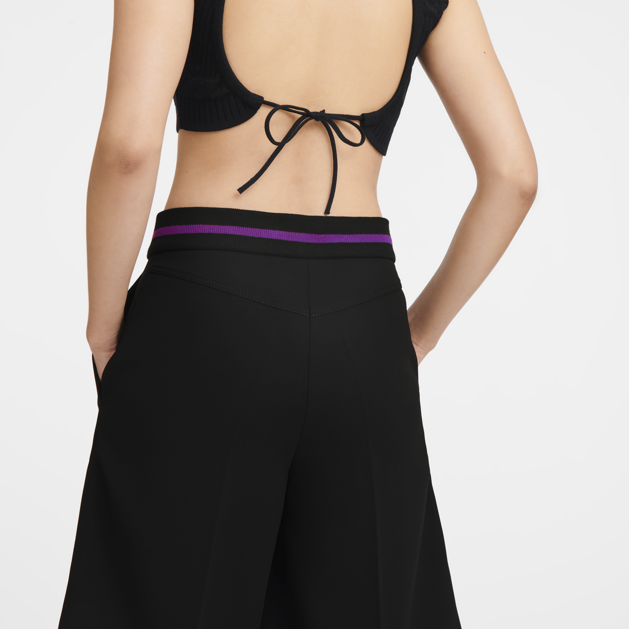 null 百慕大短裤, 黑色