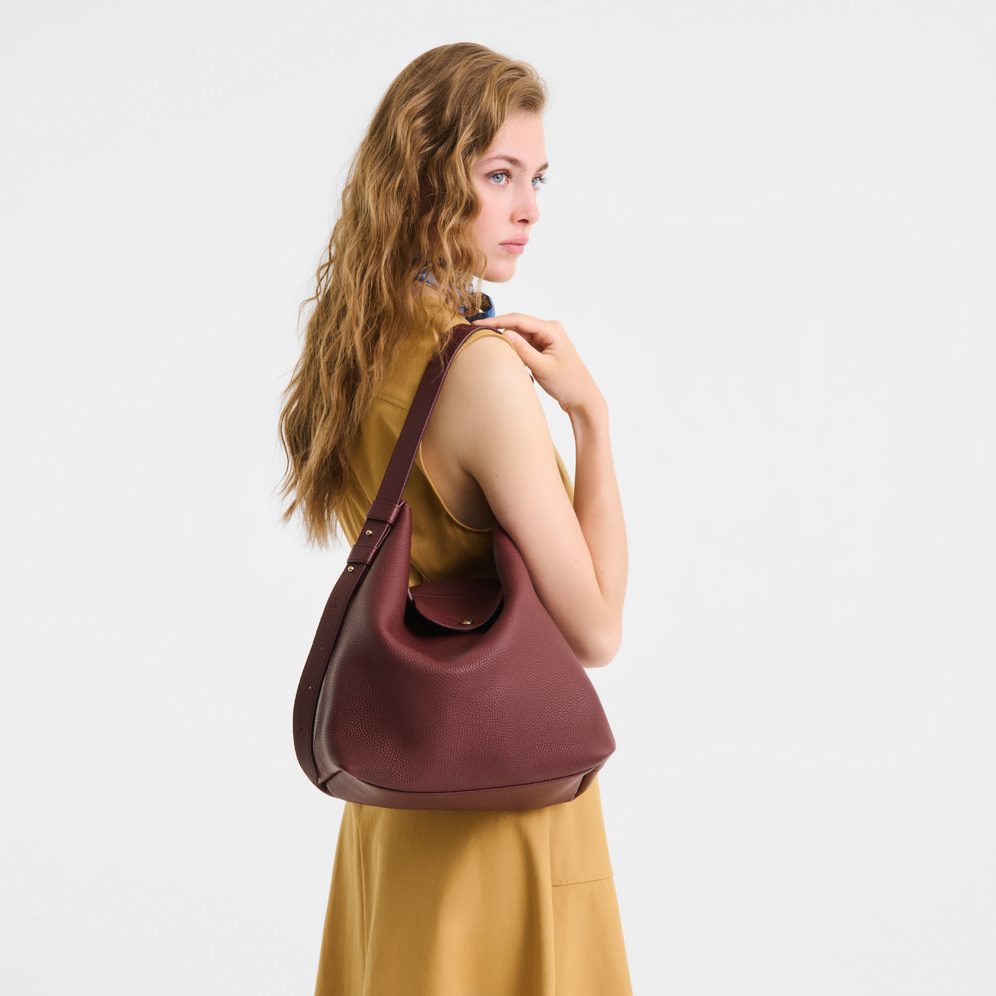 Le Cadence Shoulder bag L, Burgundy