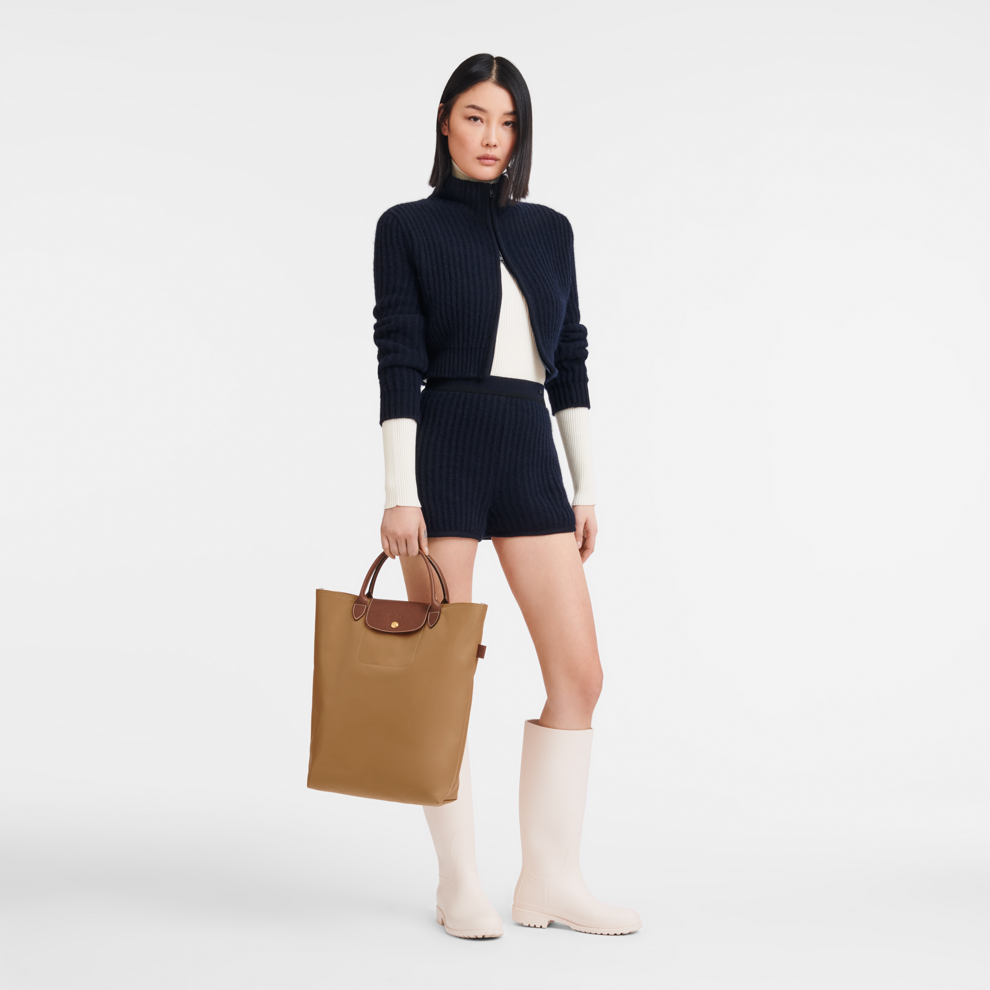 托特包 M, Fawn - 查看 2
        4 - 放大 Le Pliage Original 托特包 M, Fawn