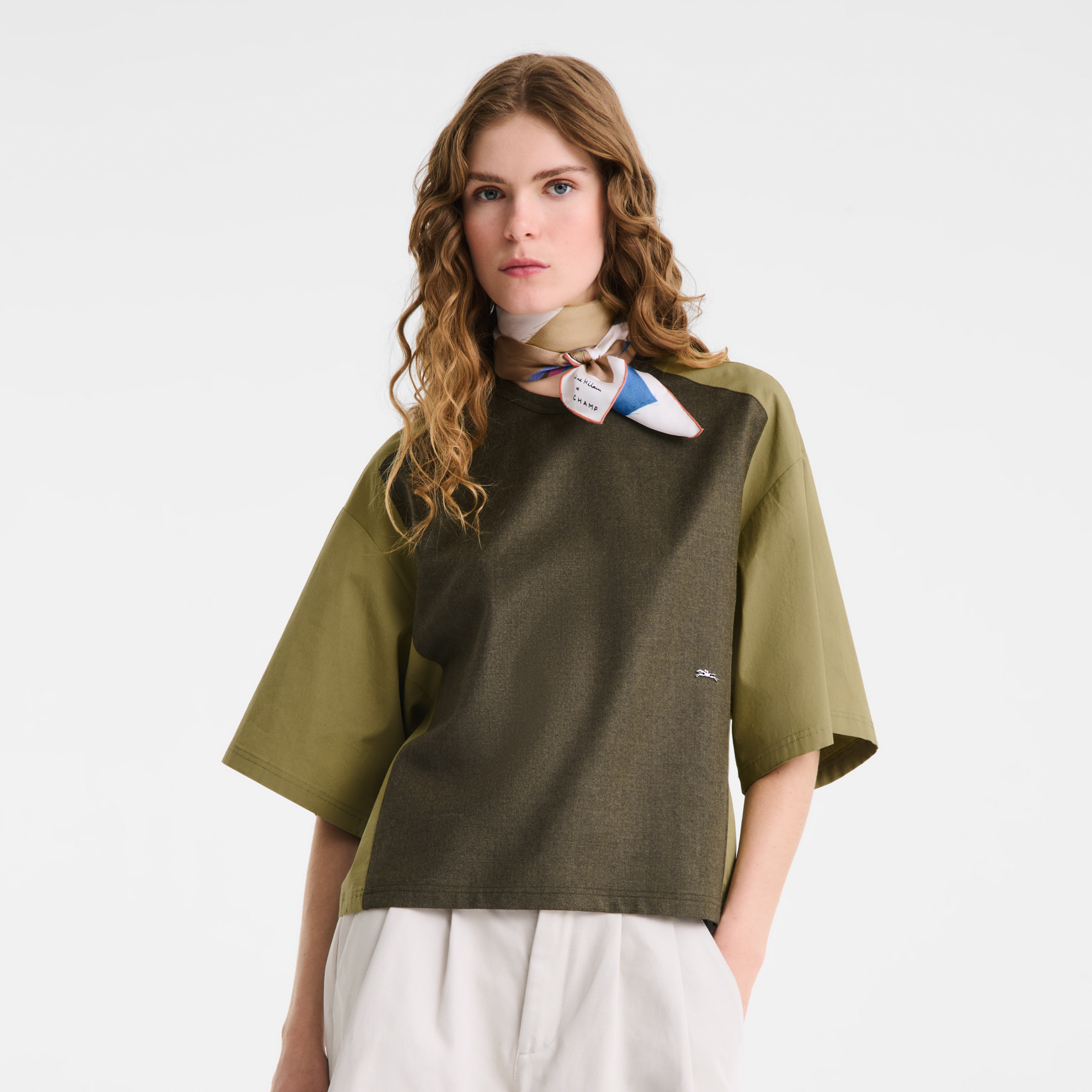 Caroline H&eacute;lain x Longchamp 丝巾 70, 甜橙色