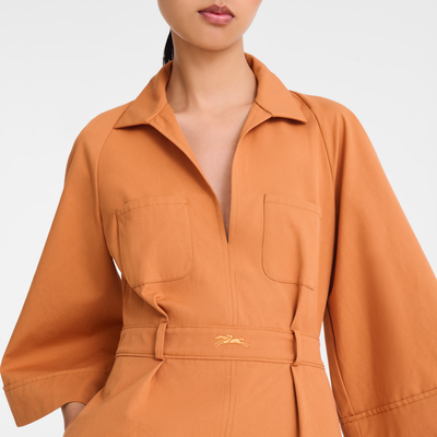 null 连衣裙, 琥珀棕