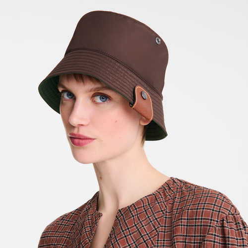 Reversible bucket hat