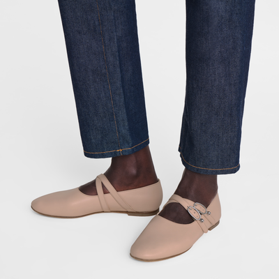 Le Foulonn&eacute; 系列 平底鞋, 奶油