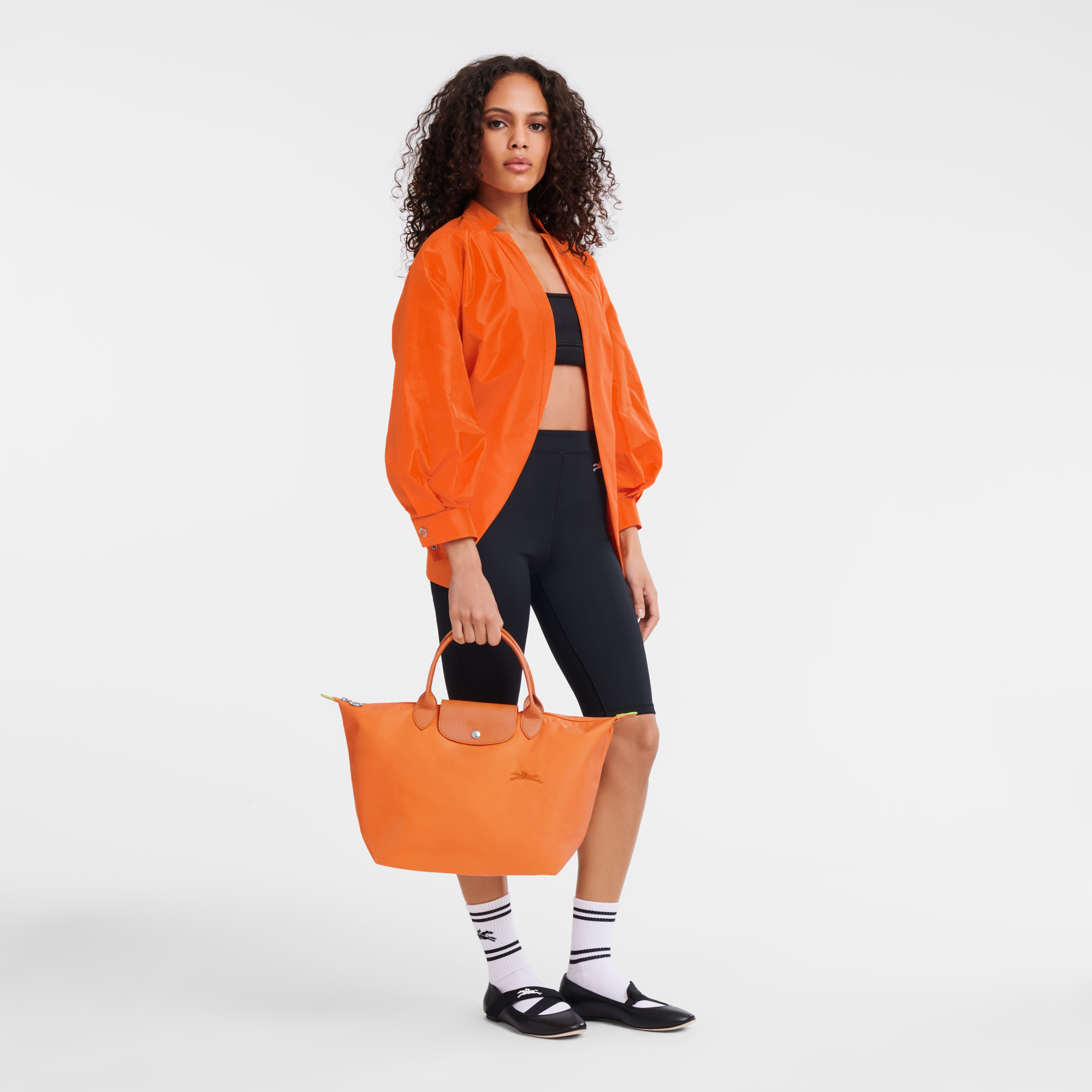 手提包 M, 橙色 - 查看 2
        7 - 放大 Le Pliage Green 手提包 M, 橙色