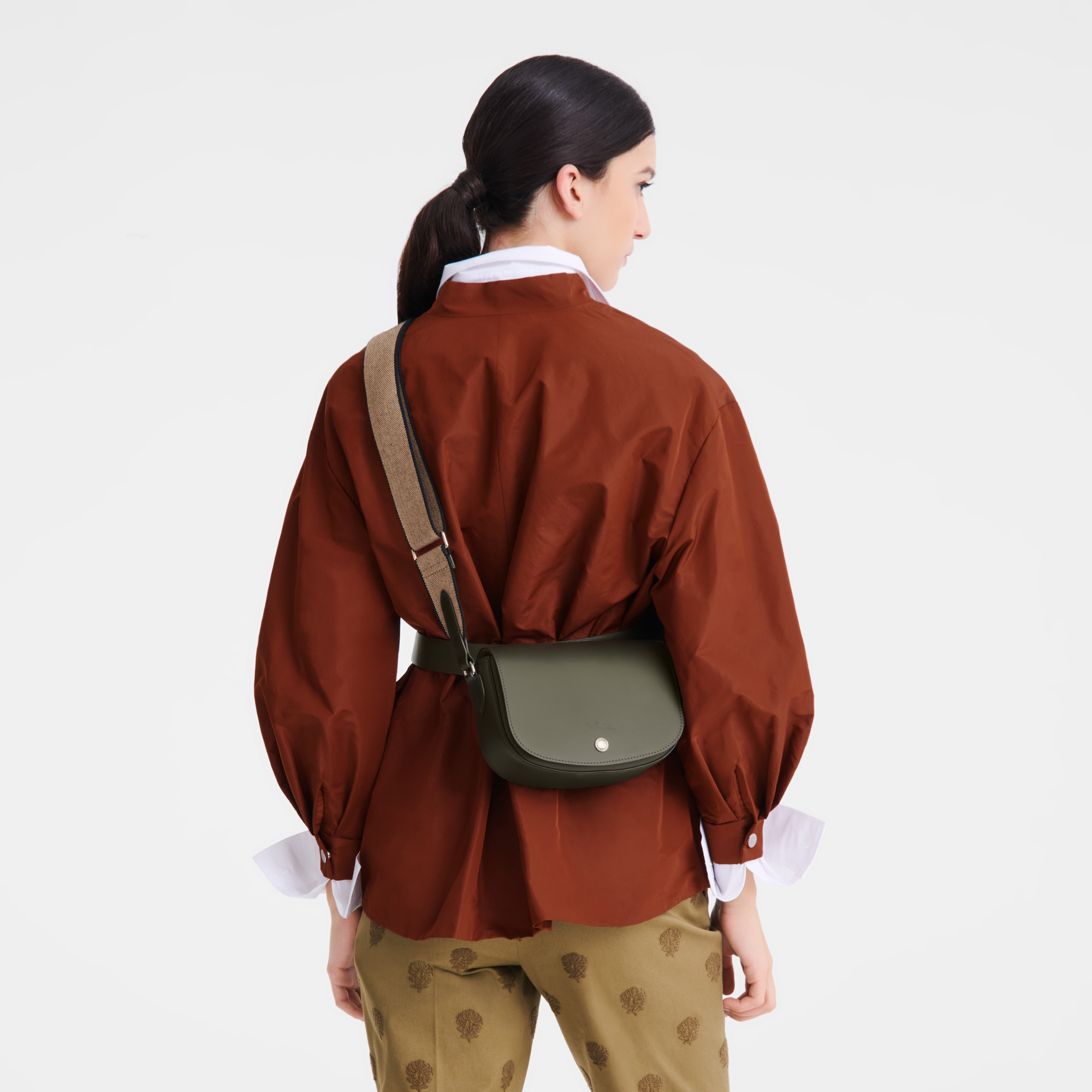 斜挎包 S, 卡其色 - 查看 2
        6 - 放大 Épure 斜挎包 S, 卡其色