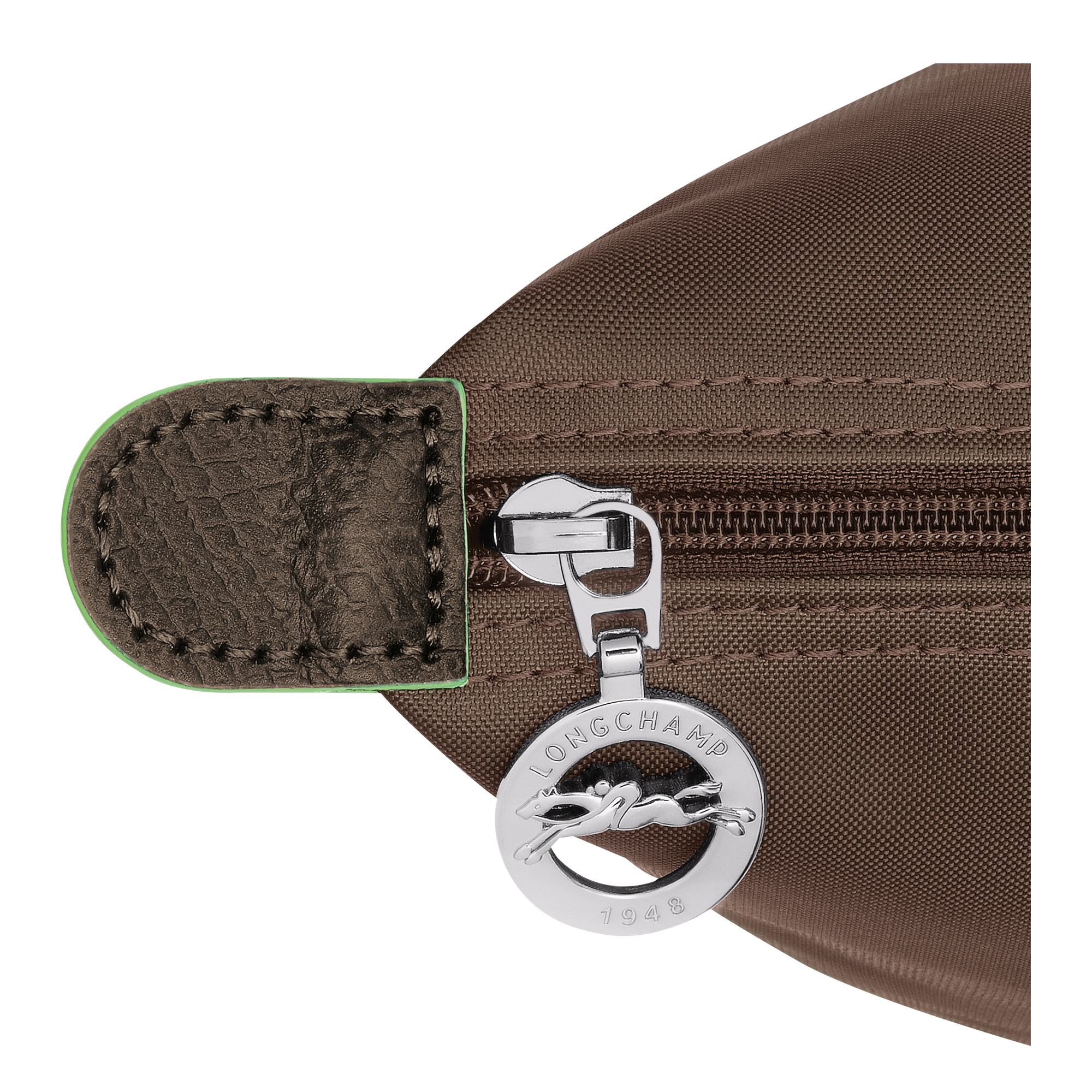 双肩背包 M, 泥土色 - 查看 6
        7 - 放大 Le Pliage Green 双肩背包 M, 泥土色